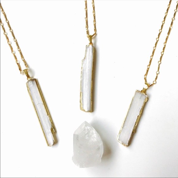 Bondhu Jewelry - 🎉HP 8/8 and 8/9🎉🎉Gold-Dipped Selenite Necklace